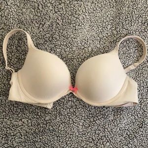 Victoria secret push up bra